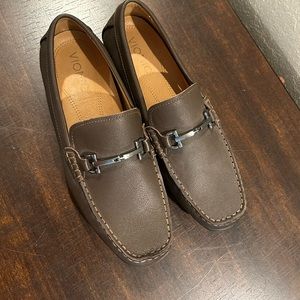 Mason driving moc by Vionic, metallic horse-bit detailing